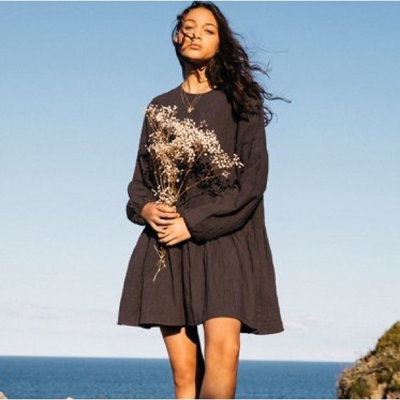 Billabong Black Mini Dress 𓇼 Australia Exclusive - Picture 3 of 9